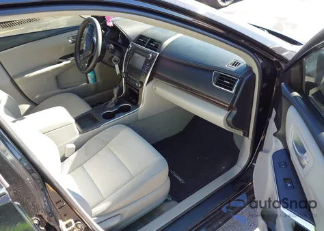 2016 Toyota Camry Le z USA, uszkodzony, nr VIN 4T1BF1FK7GU234916